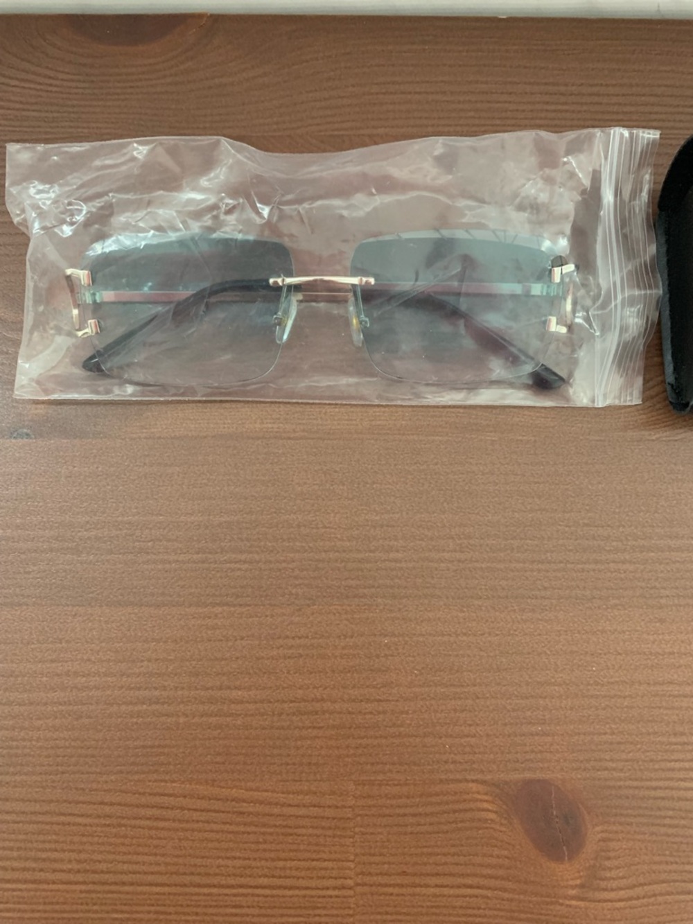 Rimless Gradient Sunglasses - Black and Gold